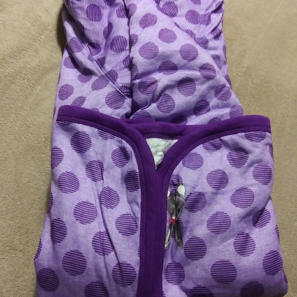 Robe - Picture 3 of 8